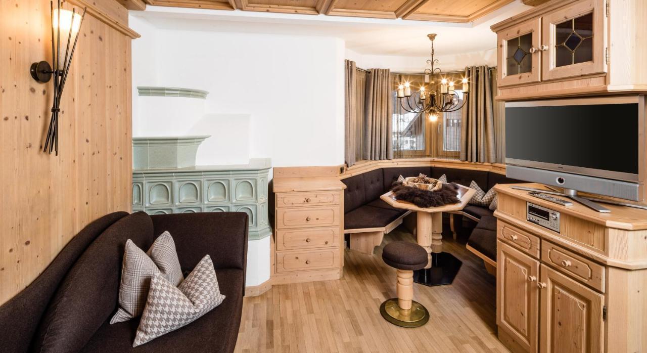 Apartments Villa Gardena - Gardenahotels Selva di Val Gardena Exteriér fotografie